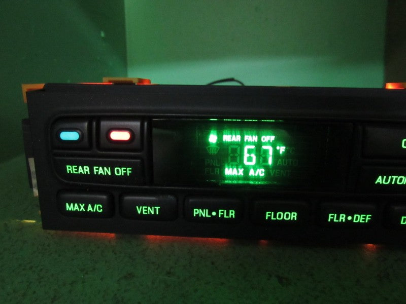 99-01 EXPLORER EATC AUTOMATIC CLIMATE HEATER CONTROL XL2H-19C933-AA RE