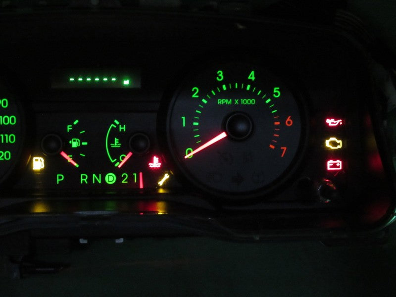 07 GRAND MARQUIS INSTRUMENT GAUGE CLUSTER GAUGES SPEEDO TACH MILEAGE P