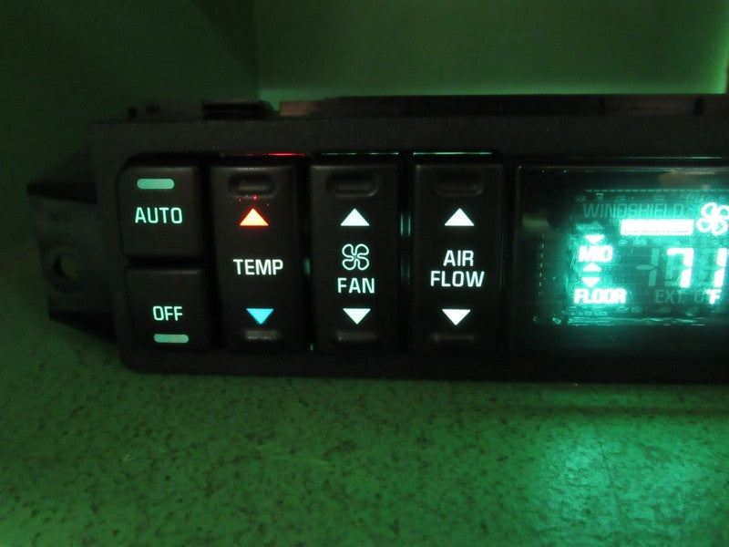 16202304 97-05 BUICK PARK AVE AC DIGITAL CLIMATE TEMPERATURE CONTROL R