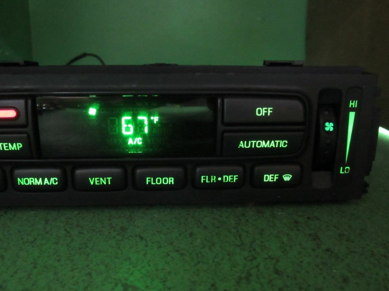 03-11 CROWN VIC EATC AUTOMATIC CLIMATE HEATER CONTROL 6W7H-19C933-AA R