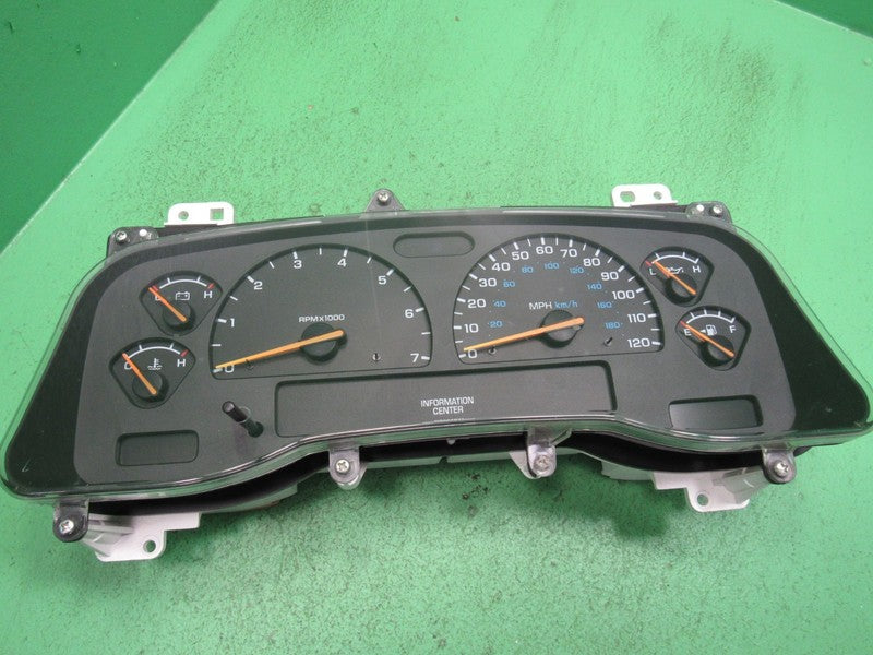 01-04 DODGE DAKOTA MPH INSTRUMENT GAUGE CLUSTER SPEEDO TACH MILEAGE PR