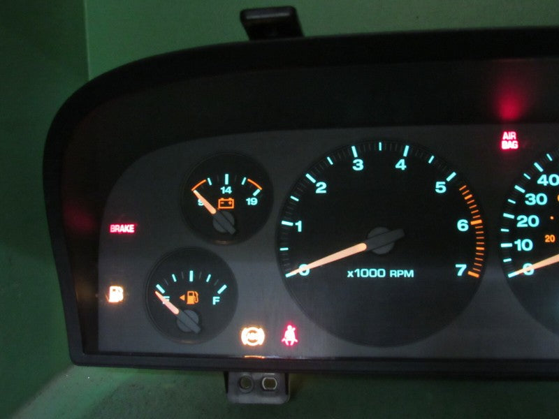 02-04 JEEP GRAND CHEROKEE WJ INSTRUMENT GAUGE CLUSTER MILEAGE PROG REB