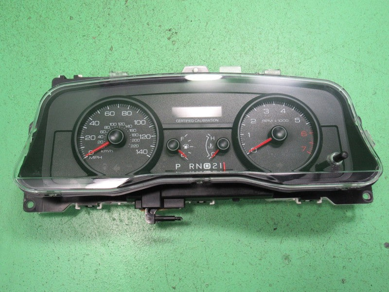 08 CROWN VICTORIA P71 INSTRUMENT GAUGE CLUSTER SPEEDO TACH MILEAGE PRO