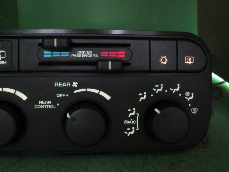 55055904AE 01-03 DURANGO A/C DUAL ZONE CLIMATE HEATER TEMP CONTROL REB