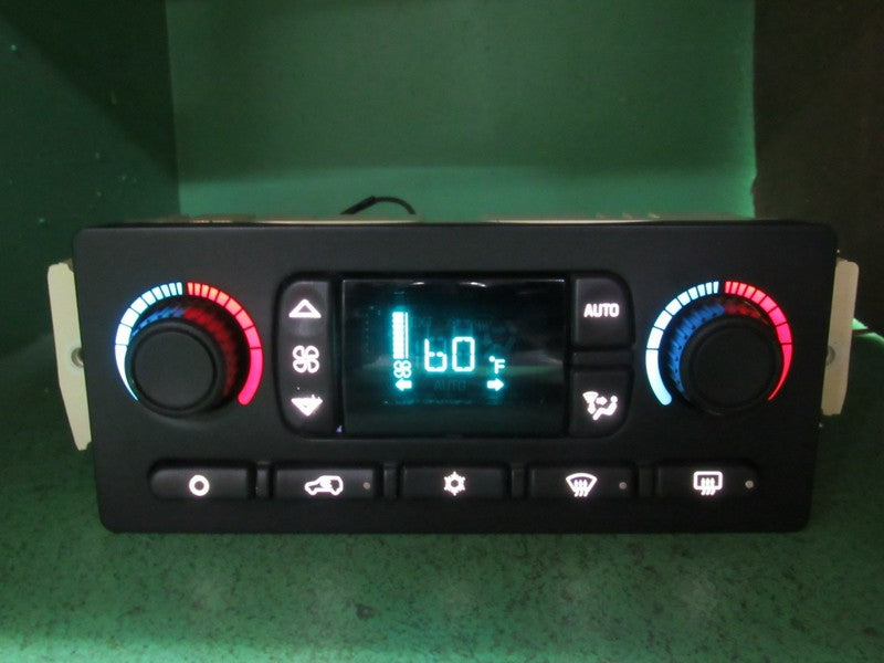 15185639 TAHOE ESCALADE SILVERADO AC DIGITAL CLIMATE TEMP CONTROL LED 