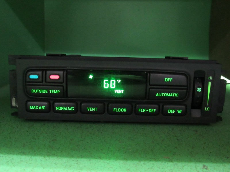 03-11 CROWN VIC EATC AUTOMATIC CLIMATE HEATER CONTROL 3W7H-19C933-AB R