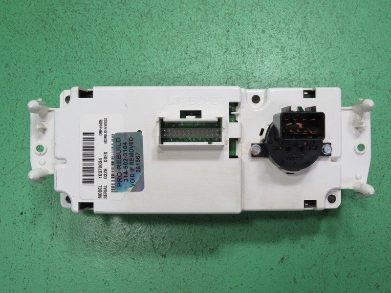 10370034 SILVERADO TAHOE SIERRA YUKON AC MANUAL CLIMATE  CONTROL LED R