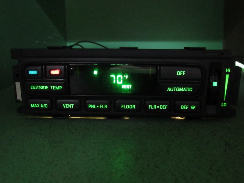 99-02 EXPEDITION NAVIGATOR AUTO CLIMATE HEATER CONTROL XL7H-19C933-AE 