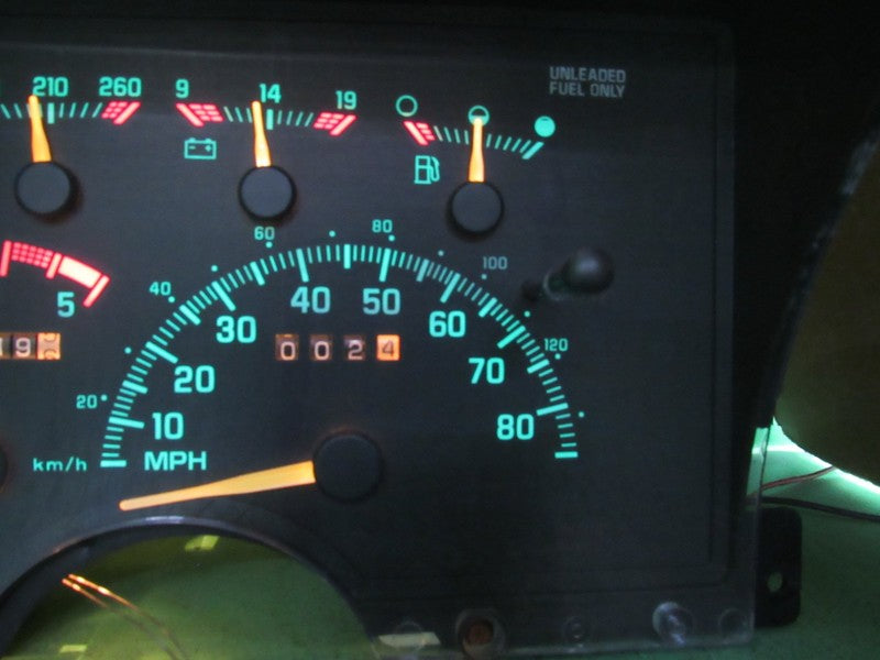 92-93 C/K TRUCK SUBURBAN INSTRUMENT GAUGE CLUSTER SPEEDO TACH 113K REB