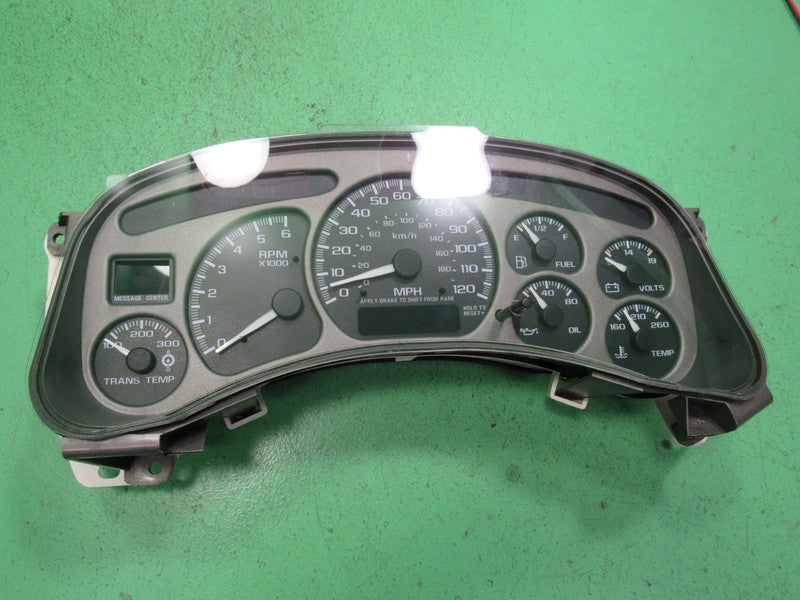 01-02 YUKON SIERRA DENALI INSTRUMENT GAUGE CLUSTER SPEEDO TACH MILEAGE