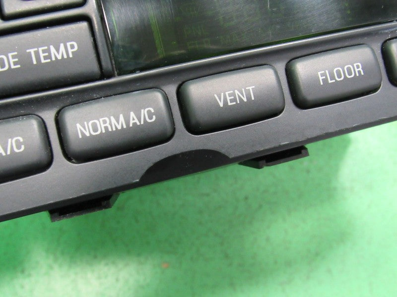 03-11 CROWN VIC EATC AUTOMATIC CLIMATE HEATER CONTROL 6W7H-19C933-AA R