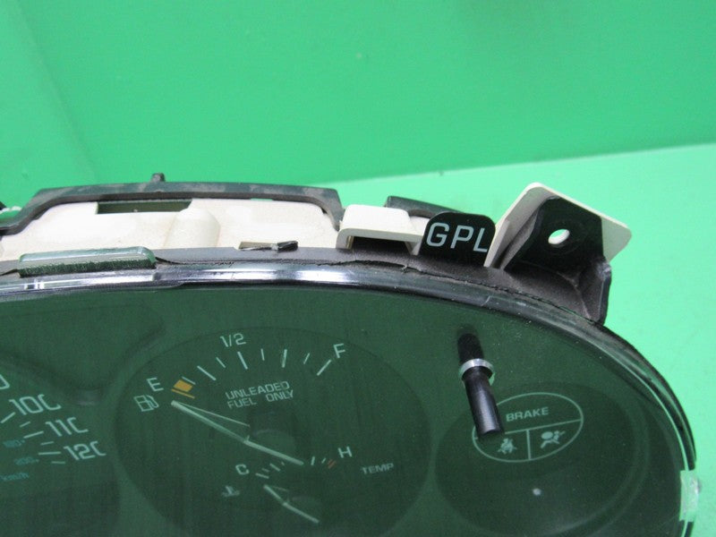 97-98 BUICK REGAL INSTRUMENT GAUGE CLUSTER GAUGES SPEEDO TACH MILEAGE 