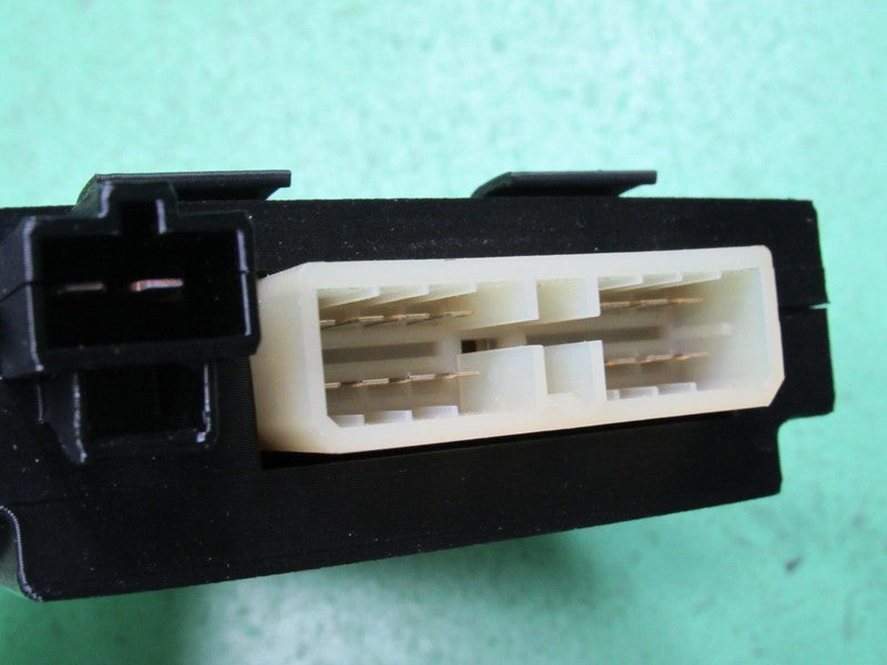 15083470 02 CADILLAC ESCALADE EXT POWER SEAT CONTROL MEMORY MODULE REB