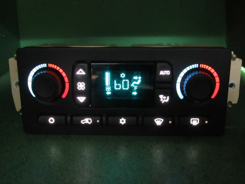 15137655 TAHOE ESCALADE SILVERADO AC DIGITAL CLIMATE TEMP CONTROL LED 