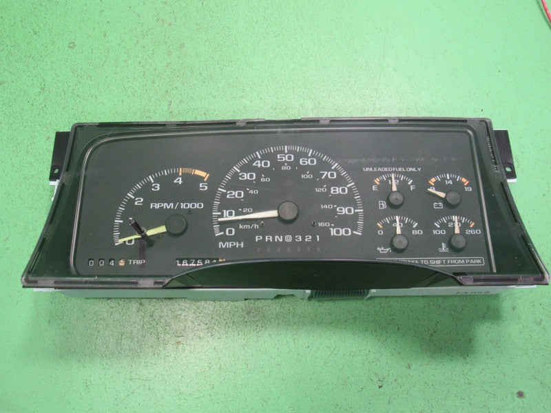 95-96 C/K TRUCK SUBURBAN INSTRUMENT GAUGE CLUSTER SPEEDO TACH 167K REB