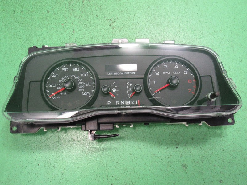 09-11 CROWN VICTORIA P71 INSTRUMENT GAUGE CLUSTER SPEEDO TACH MILEAGE 