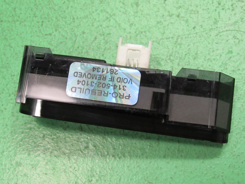 03-08 TOYOTA MATRIX DIGITAL CLOCK DASH DISPLAY SCREEN 83910-02100 REBU