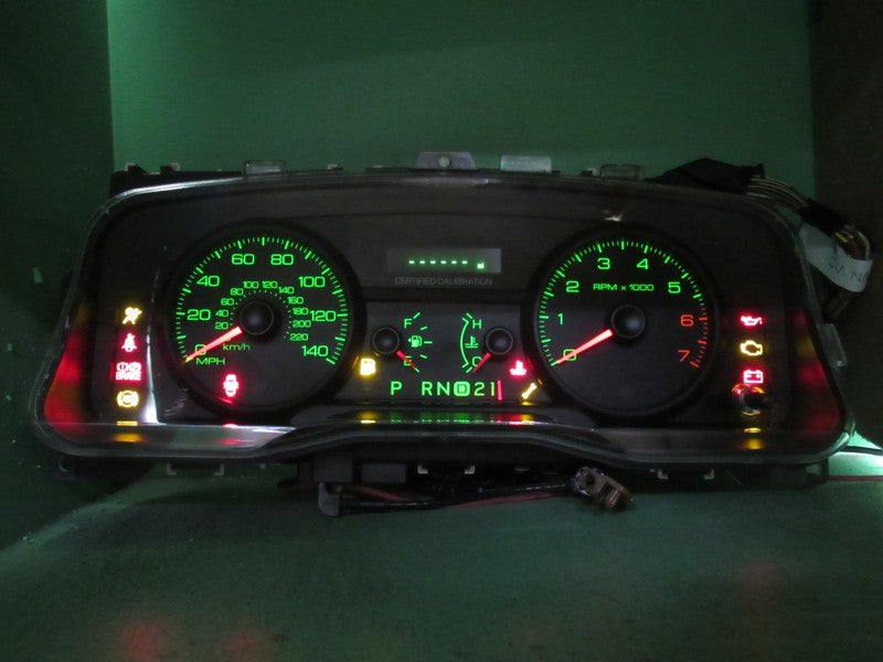 07 CROWN VICTORIA P71 INSTRUMENT GAUGE CLUSTER SPEEDO TACH MILEAGE PRO