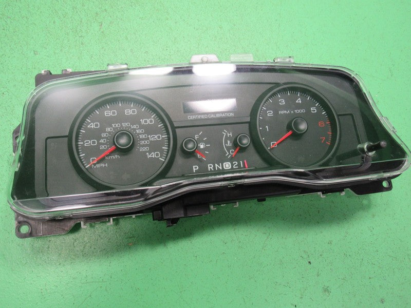 08 CROWN VICTORIA P71 INSTRUMENT GAUGE CLUSTER SPEEDO TACH MILEAGE PRO