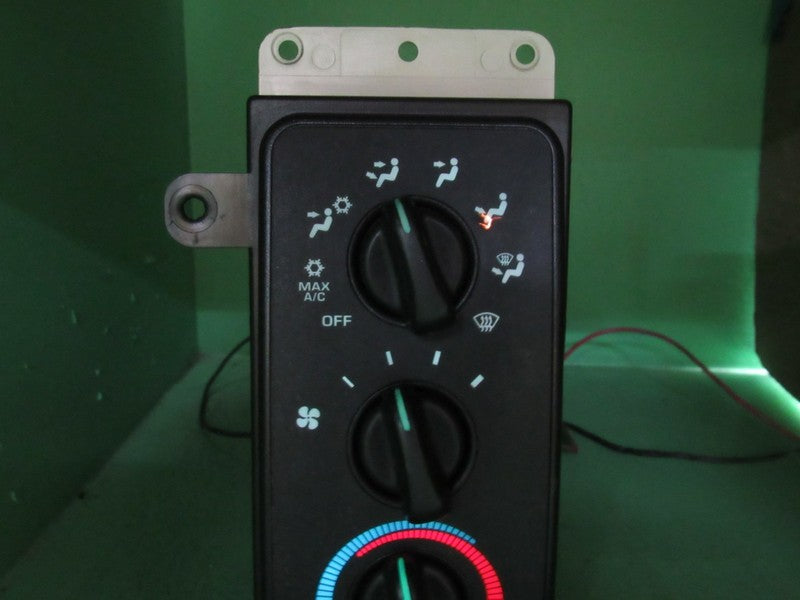 55056700AD 99-02 DODGE RAM A/C AC HEATER MANUAL CLIMATE TEMP CONTROL R