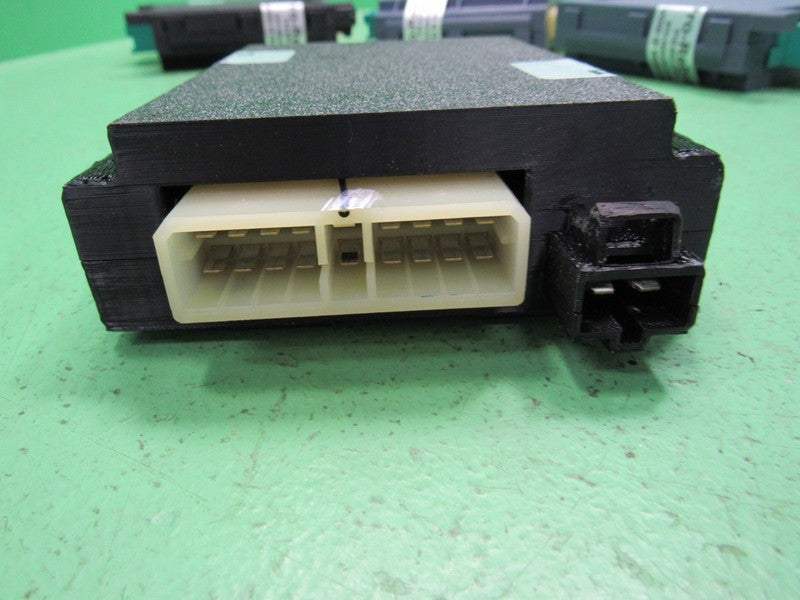 12473998 SILVERADO YUKON TAHOE SIERRA POWER SEAT CONTROL MEMORY MODULE