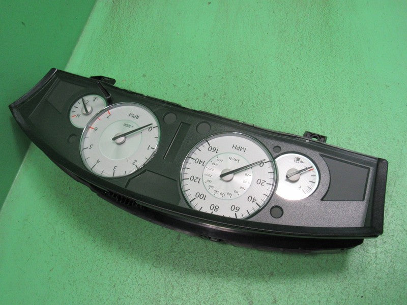 10 CHRYSLER 300C 160MPH INSTRUMENT GAUGE CLUSTER SPEEDO TACH MILEAGE P