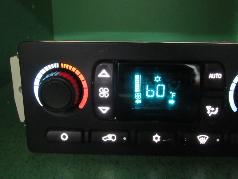 10367041 TAHOE ESCALADE SILVERADO AC DIGITAL CLIMATE TEMP CONTROL LED 