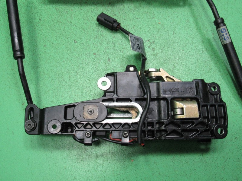 BMW 325Ci 330Ci E46 M3 CONVERTIBLE TOP FRONT LATCH LATCHES LOCK PAIR R