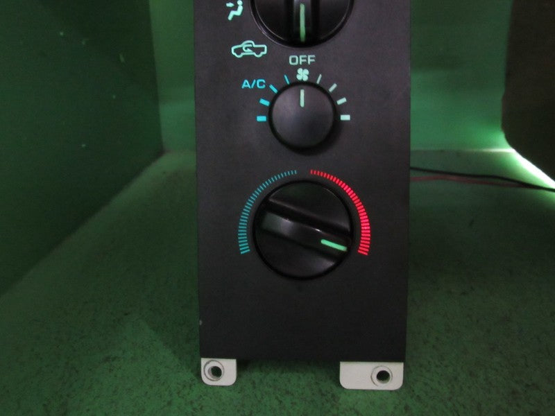 55055482 94-97 DODGE RAM A/C AC HEATER MANUAL CLIMATE TEMP CONTROL REB