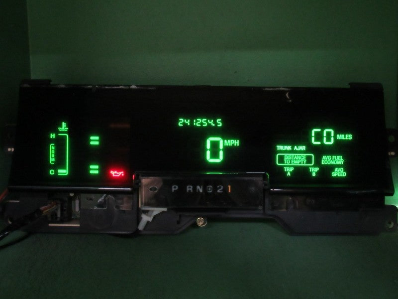 01-02 CROWN VIC GRAND MARQUIS DIGITAL INSTRUMENT GAUGE CLUSTER SPEEDO 