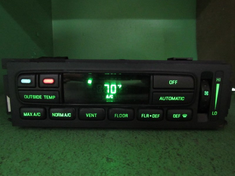 03-11 CROWN VIC EATC AUTOMATIC CLIMATE HEATER CONTROL 6W7H-19C933-AA R