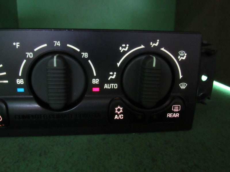 15060162 00-02 TAHOE SILVERADO YUKON A/C AUTO CLIMATE TEMP CONTROL REB