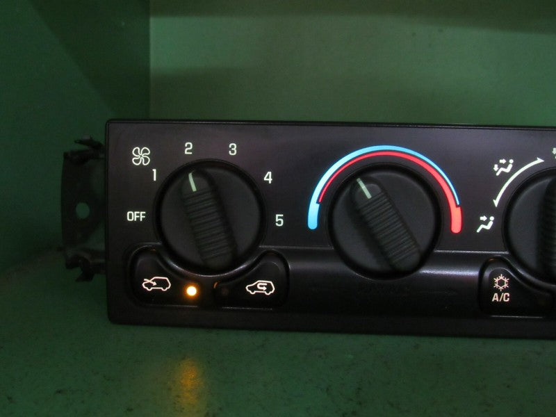 15054698 99-02 SIERRA SILVERADO YUKON AC MANUAL CLIMATE TEMP CONTROL R