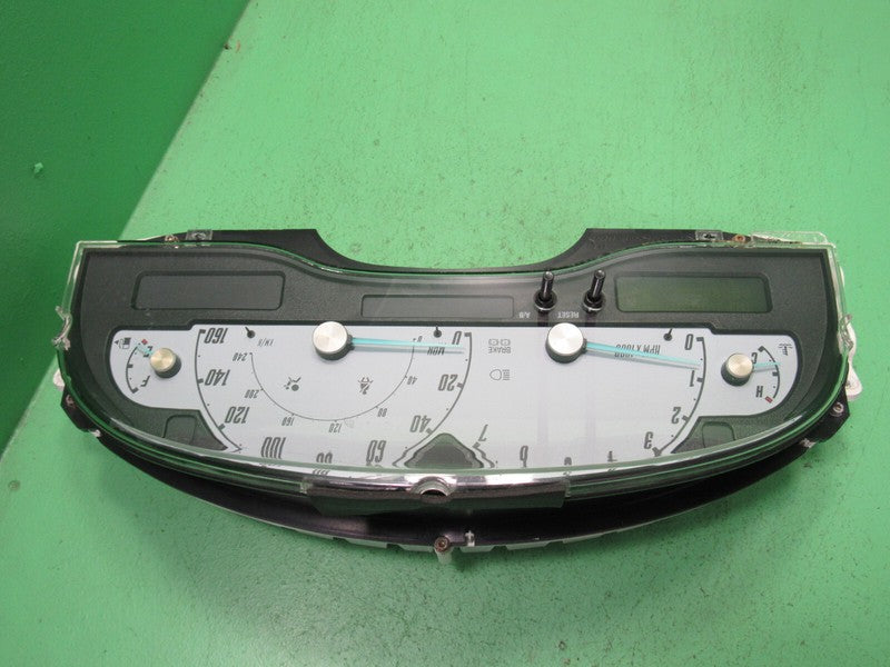02 FORD THUNDERBIRD INSTRUMENT GAUGE CLUSTER SPEEDOMETER TACH 57k REBU