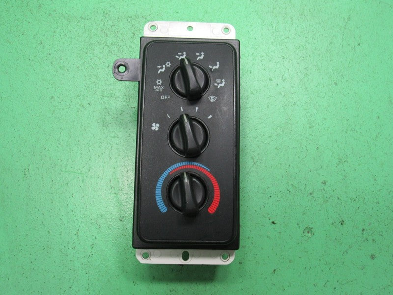 55056700AD 99-02 DODGE RAM A/C AC HEATER MANUAL CLIMATE TEMP CONTROL R
