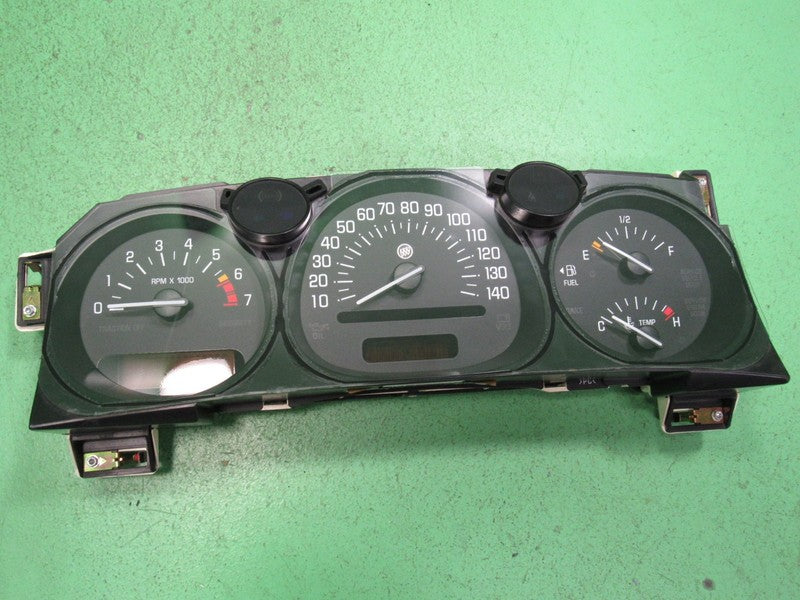 02-05 BUICK LESABRE INSTRUMENT GAUGE CLUSTER GAUGES SPEEDO TACH MILEAG