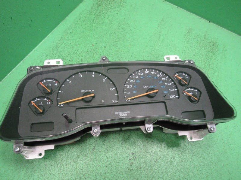 01-04 DODGE DAKOTA MPH INSTRUMENT GAUGE CLUSTER SPEEDO TACH MILEAGE PR