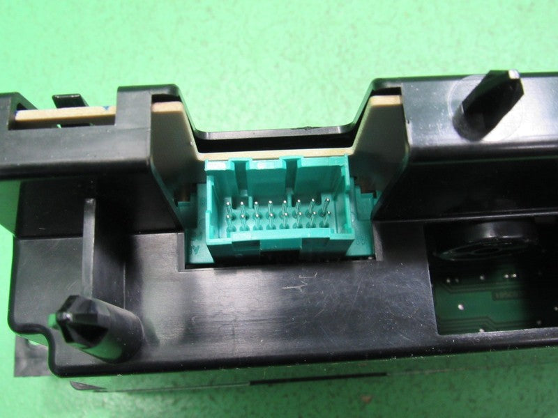 16202304 97-05 BUICK PARK AVE AC DIGITAL CLIMATE TEMPERATURE CONTROL R