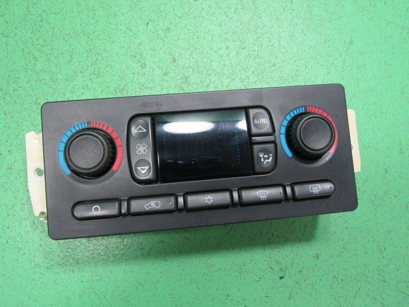 10367041 TAHOE ESCALADE SILVERADO AC DIGITAL CLIMATE TEMP CONTROL LED 