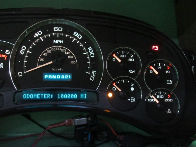 03-04 CADILLAC ESCALADE INSTRUMENT GAUGE CLUSTER SPEEDO MILEAGE PROG R