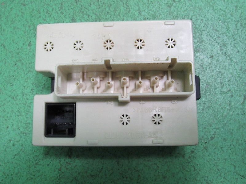 03-06 NAVIGATOR AC CLIMATE CONTROL VACUUM MODULE 2L1H-19D611-AA REBUIL