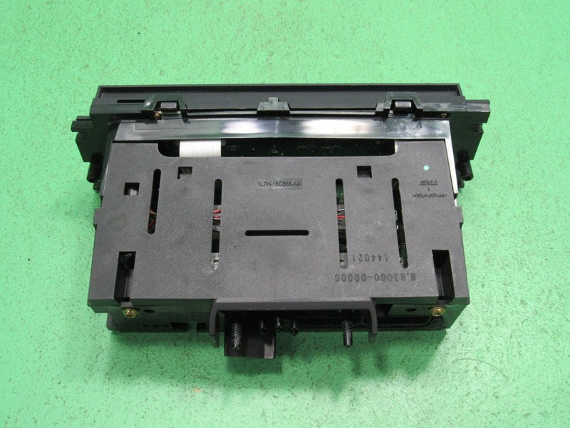 03-11 CROWN VIC EATC AUTOMATIC CLIMATE HEATER CONTROL 3W7H-19C933-AB R