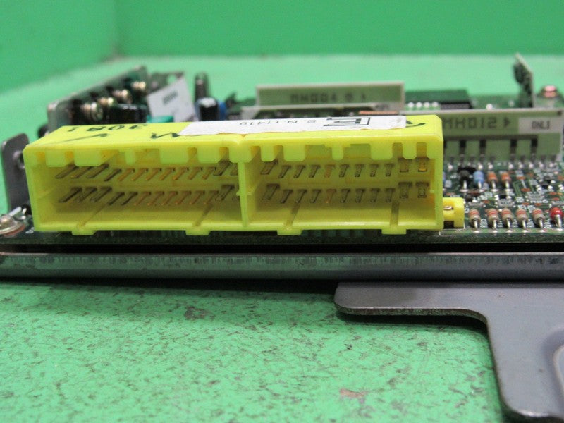 G618 90-93 MAZDA B2600i 2.6 ECU ECM PCM ENGINE COMPUTER G618 18 881 RE