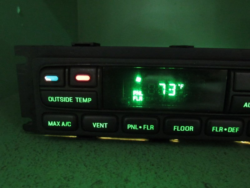 02-04 FORD F-150 EATC AUTOMATIC CLIMATE HEATER CONTROL 2L3H-19C933-AA 