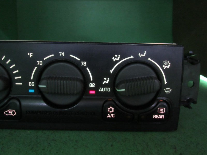 15060162 00-02 TAHOE SILVERADO YUKON A/C AUTO CLIMATE TEMP CONTROL REB