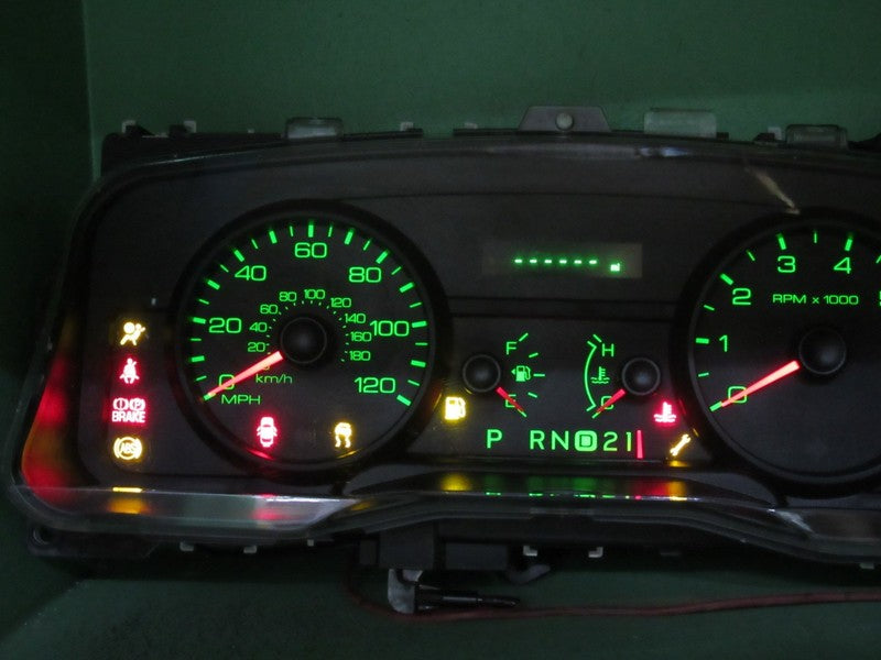 09-11 CROWN VICTORIA P71 INSTRUMENT GAUGE CLUSTER SPEEDO TACH MILEAGE 