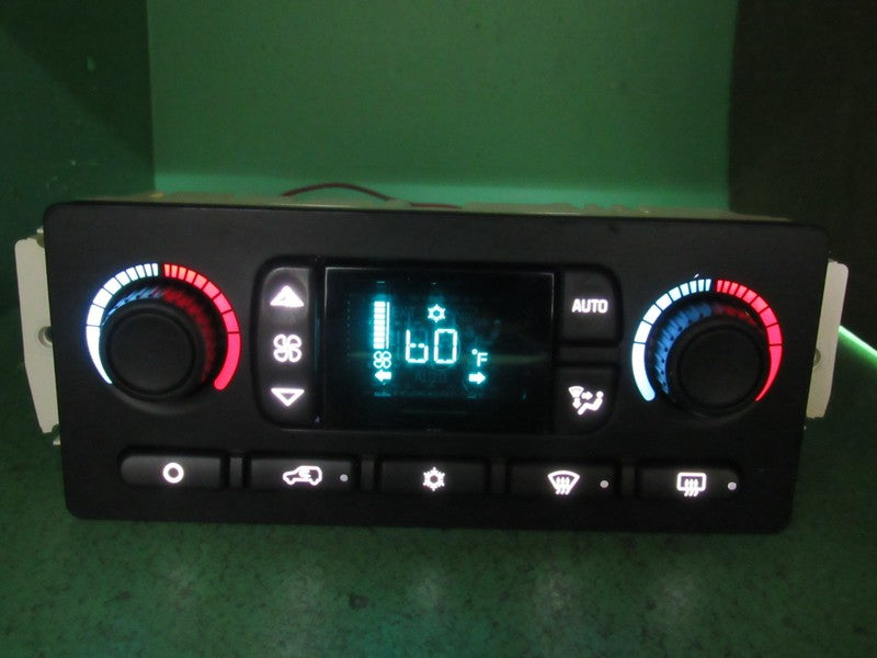 10367041 TAHOE ESCALADE SILVERADO AC DIGITAL CLIMATE TEMP CONTROL LED 