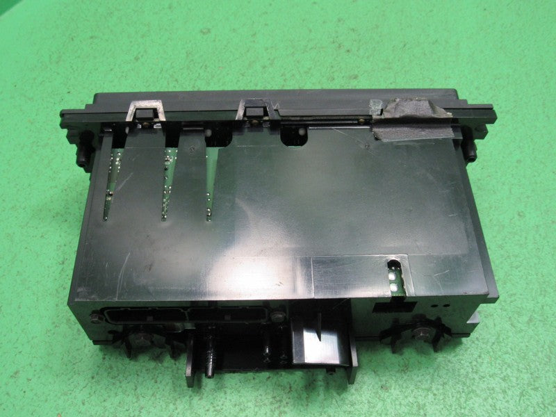 99-02 EXPEDITION NAVIGATOR AUTO CLIMATE HEATER CONTROL 1L7H-19C933-AA 