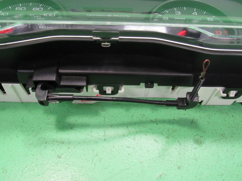 09-11 CROWN VICTORIA P71 INSTRUMENT GAUGE CLUSTER SPEEDO TACH MILEAGE 