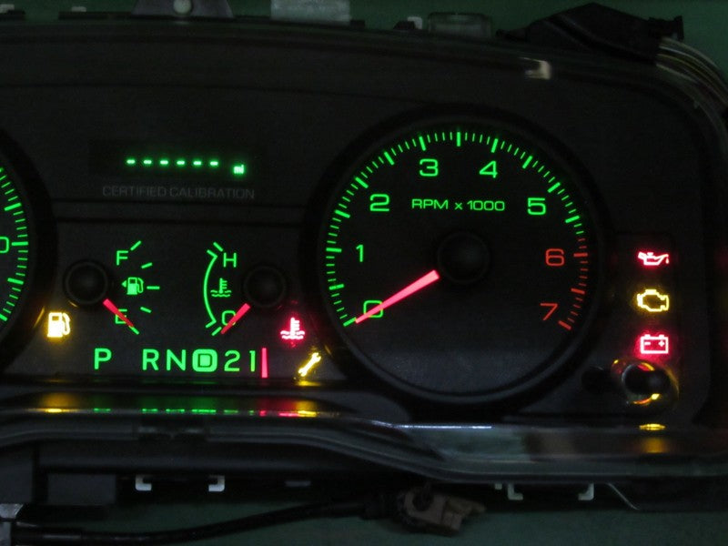 09-11 CROWN VICTORIA P71 INSTRUMENT GAUGE CLUSTER SPEEDO TACH MILEAGE 